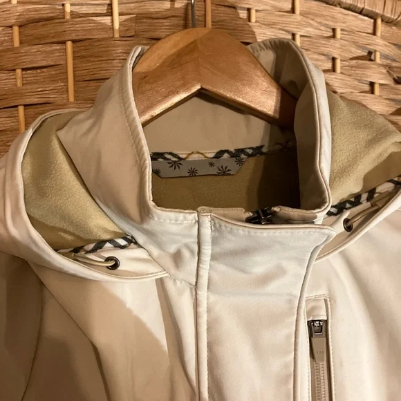 Athleta Softshell Trench Coat - Picture 4 of 16